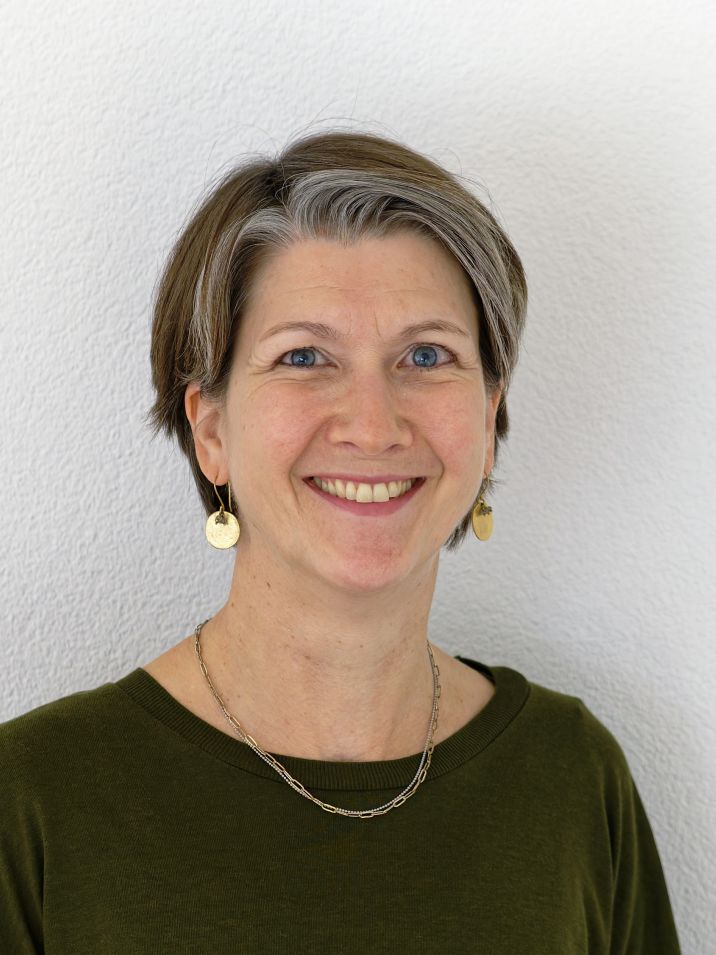 Barbara Ingold, Human Resources Assistentin, Services